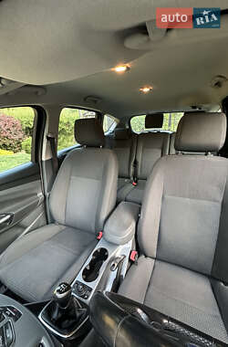 Минивэн Ford C-Max 2012 в 
