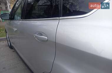 Мінівен Ford C-Max 2013 в 