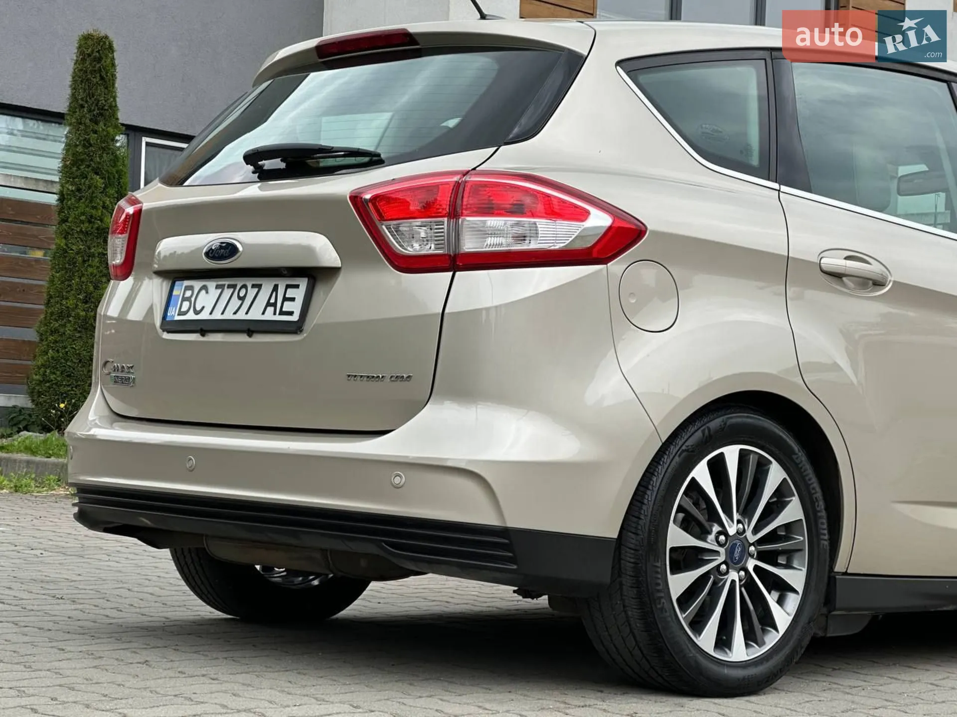 2016 Ford C-MAX - мініатюра 40