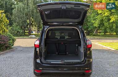 Минивэн Ford C-Max 2011 в 
