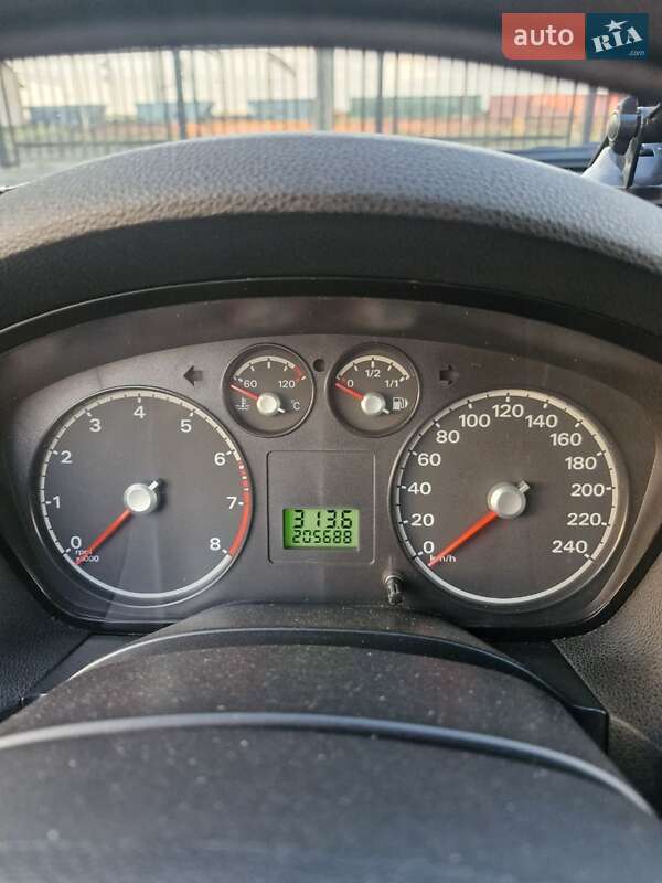 Минивэн Ford C-Max 2005 в Коростене