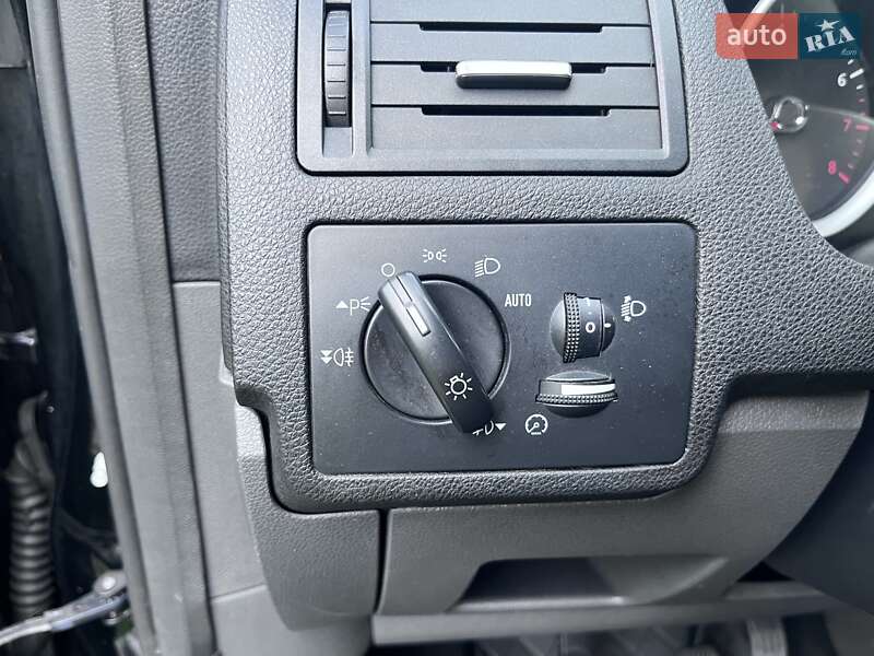 Минивэн Ford C-Max 2008 в Рожище
