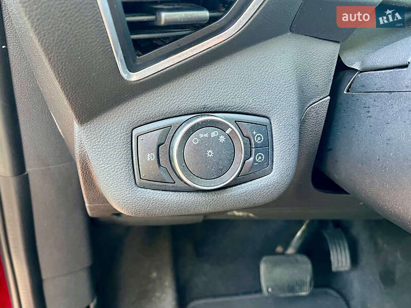 Мінівен Ford C-Max 2013 в Києві