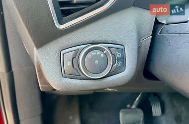 Минивэн Ford C-Max 2013 в 