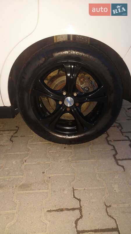 Мінівен Ford C-Max 2011 в Чернівцях фото 19 Мінівен Ford C-Max 2011 в Чернівцях