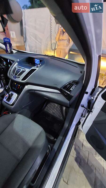 Мінівен Ford C-Max 2011 в Чернівцях фото 36 Мінівен Ford C-Max 2011 в Чернівцях