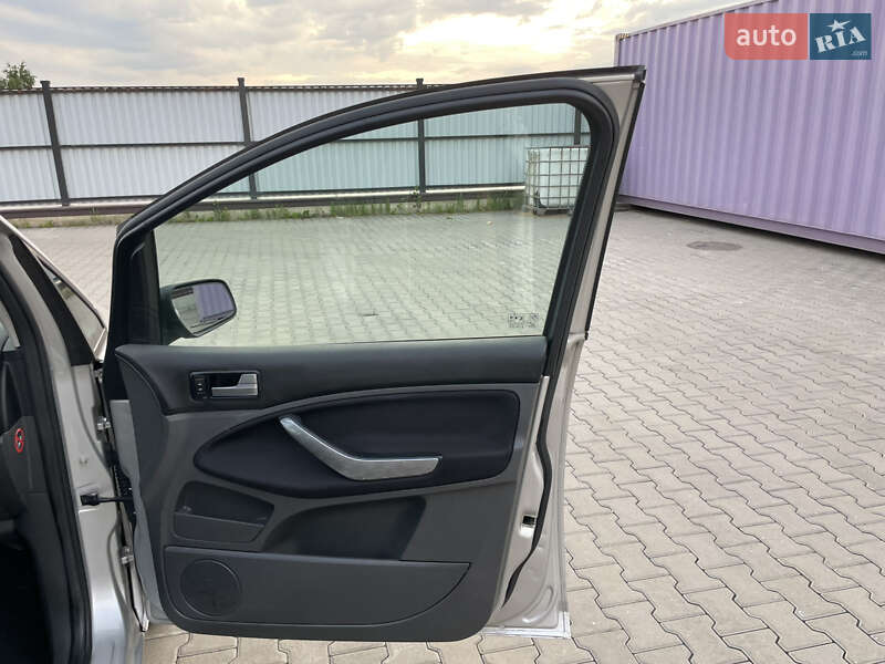 Минивэн Ford C-Max 2008 в Луцке