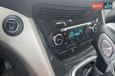 Минивэн Ford C-Max 2015 в 