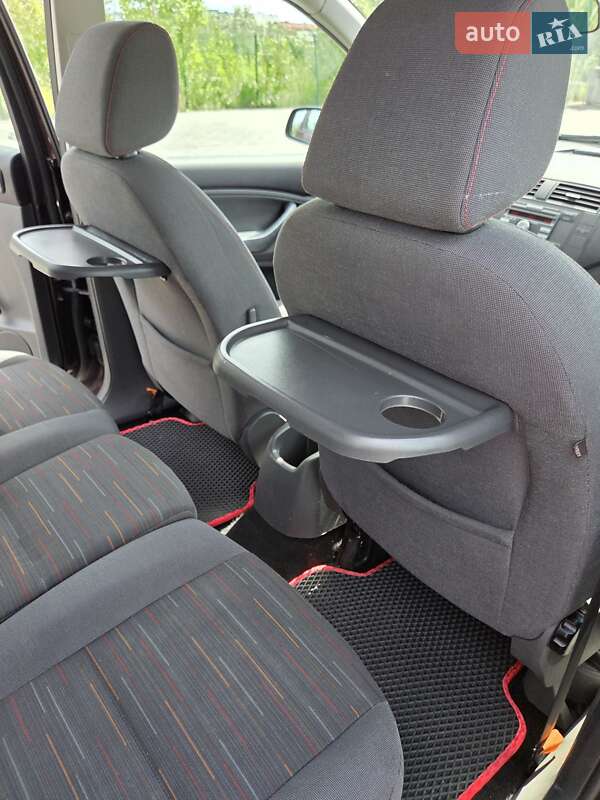 Минивэн Ford C-Max 2008 в Днепре