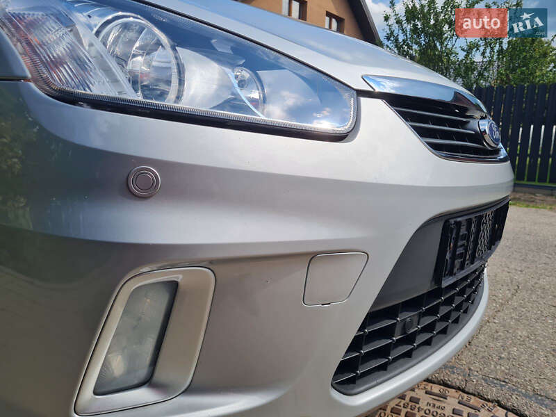 Мінівен Ford C-Max 2008 в Звягелі