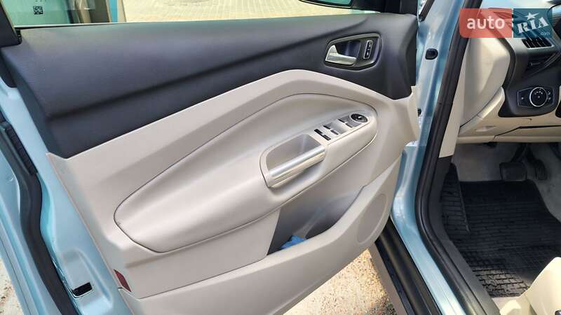 Минивэн Ford C-Max 2014 в Киеве