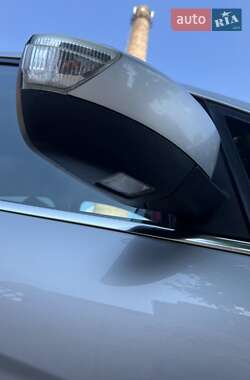 Минивэн Ford C-Max 2013 в 