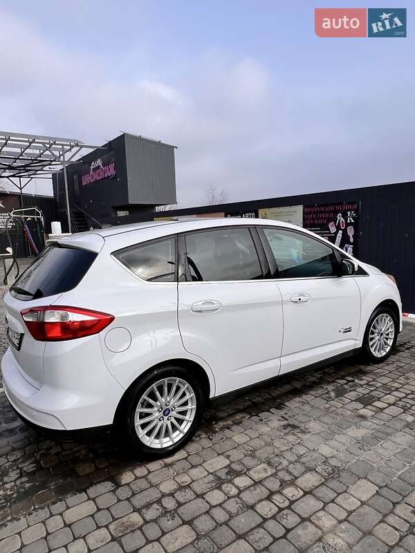 Минивэн Ford C-Max 2012 в Южном