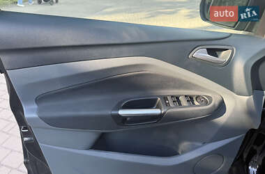 Мінівен Ford C-Max 2012 в 