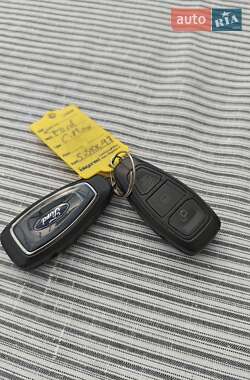 Мінівен Ford C-Max 2012 в 