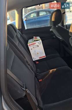 Мінівен Ford C-Max 2005 в 