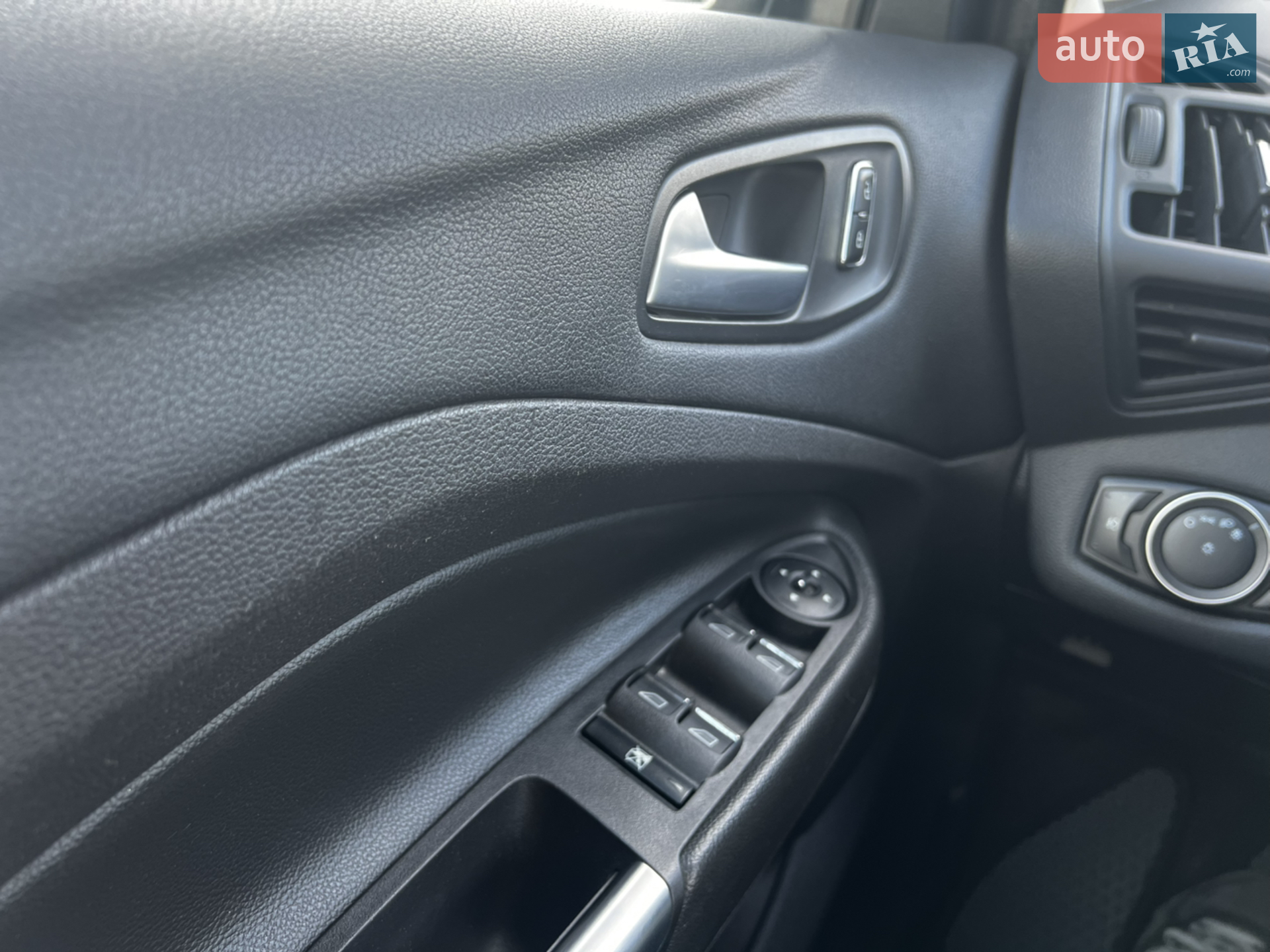 2015 Ford C-MAX - мініатюра 11