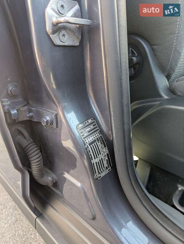 Минивэн Ford C-Max 2012 в Виннице