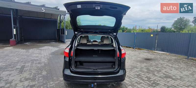Минивэн Ford C-Max 2015 в Хмельницком