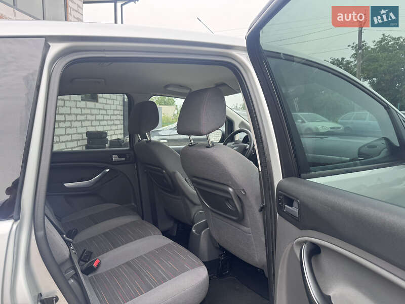 Минивэн Ford C-Max 2010 в Звенигородке