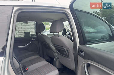 Мінівен Ford C-Max 2010 в 