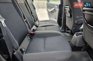 Мінівен Ford C-Max 2010 в 