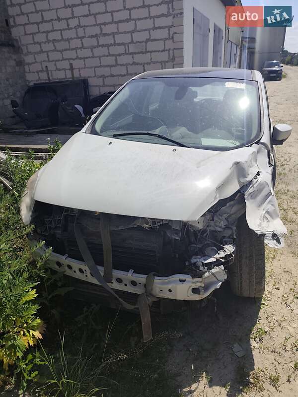 Минивэн Ford C-Max 2015 в Тернополе фото Минивэн Ford C-Max 2015 в Тернополе