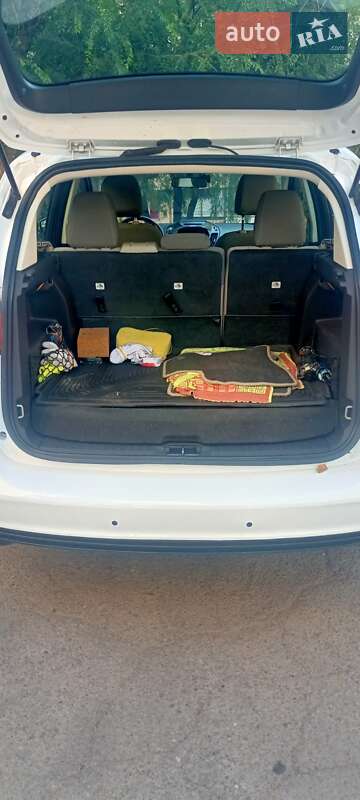 Мінівен Ford C-Max 2013 в Кривому Розі