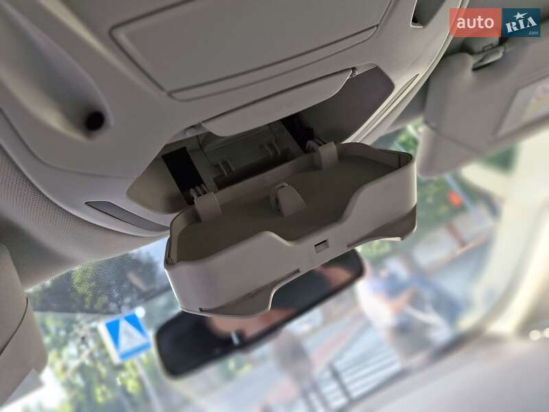 Минивэн Ford C-Max 2012 в Хмельницком