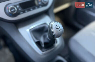 Мінівен Ford C-Max 2010 в 