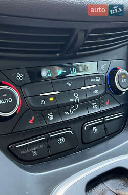 Минивэн Ford C-Max 2017 в 