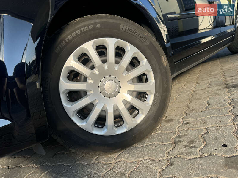 Минивэн Ford C-Max 2010 в Дрогобыче