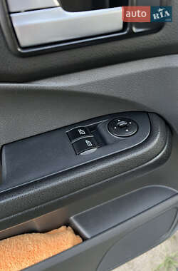 Мінівен Ford C-Max 2006 в 