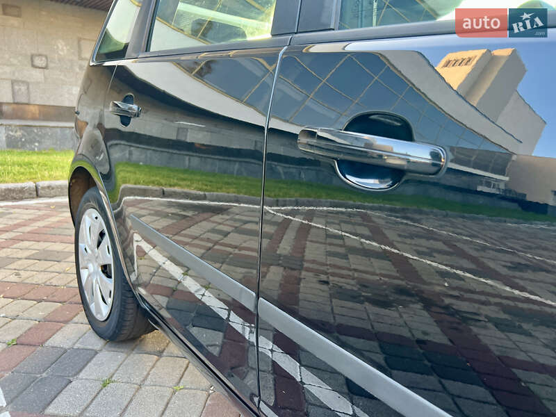 Минивэн Ford C-Max 2008 в Луцке