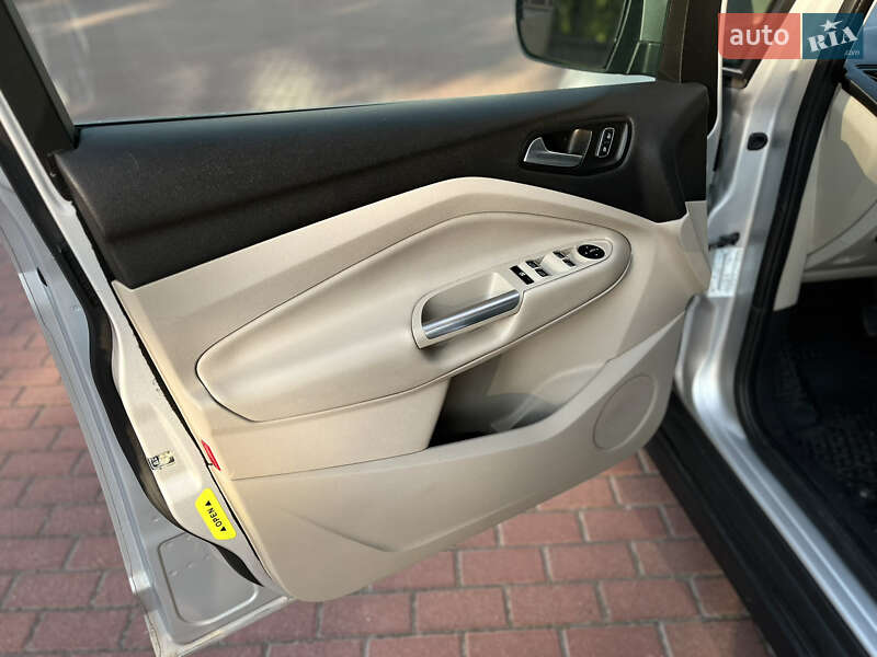 Мінівен Ford C-Max 2015 в Рівному фото 35 Мінівен Ford C-Max 2015 в Рівному