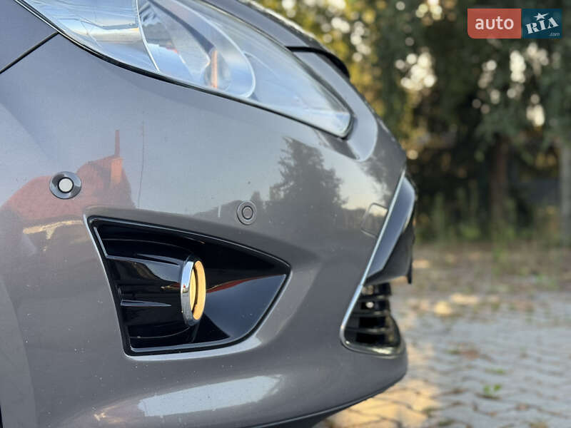 Мінівен Ford C-Max 2013 в Стрию