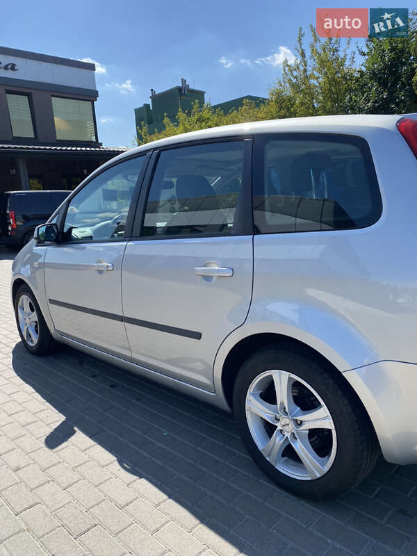 Минивэн Ford C-Max 2009 в Ровно