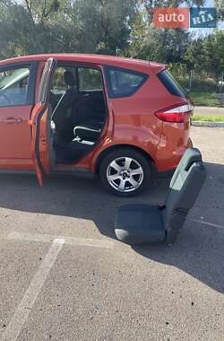 Минивэн Ford C-Max 2012 в 