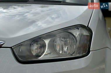 Минивэн Ford C-Max 2010 в 