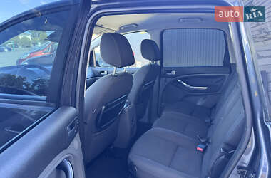 Минивэн Ford C-Max 2009 в 