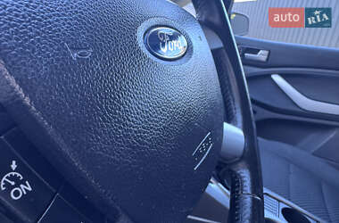 Минивэн Ford C-Max 2009 в 
