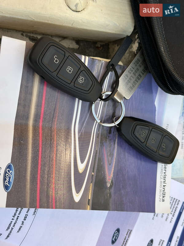 Мінівен Ford C-Max 2016 в Івано-Франківську