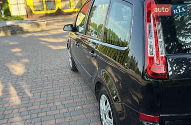 Мінівен Ford C-Max 2009 в 