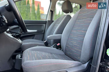Мінівен Ford C-Max 2009 в 