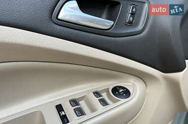 Минивэн Ford C-Max 2012 в 