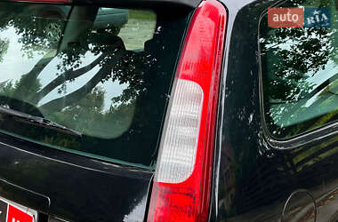 Минивэн Ford C-Max 2006 в 