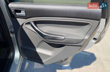 Минивэн Ford C-Max 2009 в 