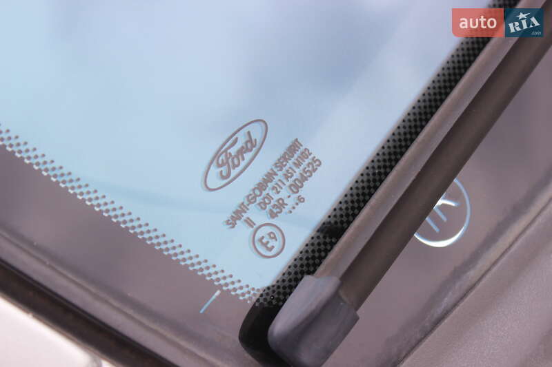 Минивэн Ford C-Max 2006 в Днепре