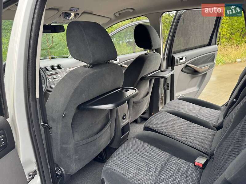Мінівен Ford C-Max 2010 в Дрогобичі