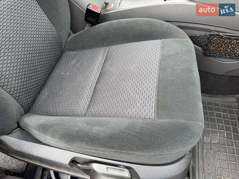 Мінівен Ford C-Max 2010 в Дрогобичі